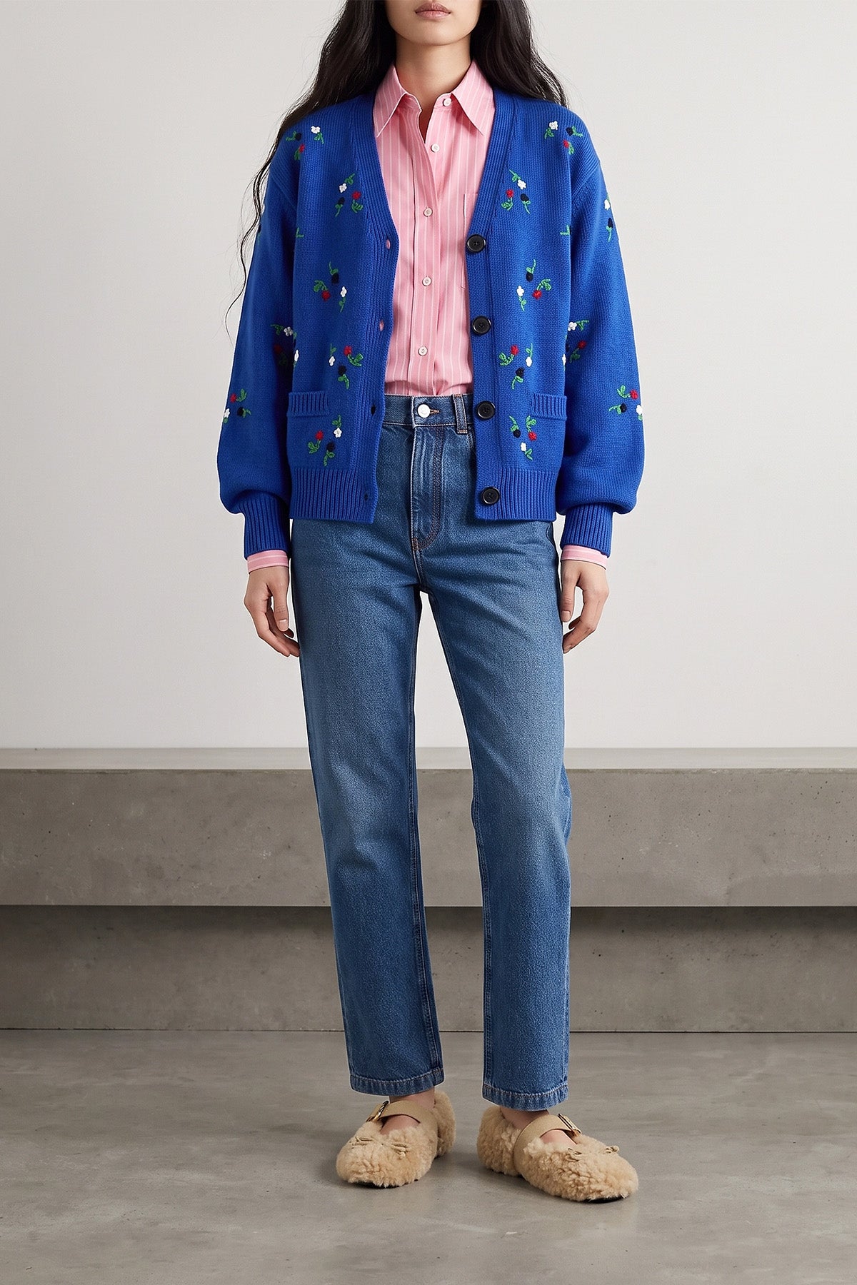 the marni cardigan in virgin wool and cashmere blend embodies a sophisticated an