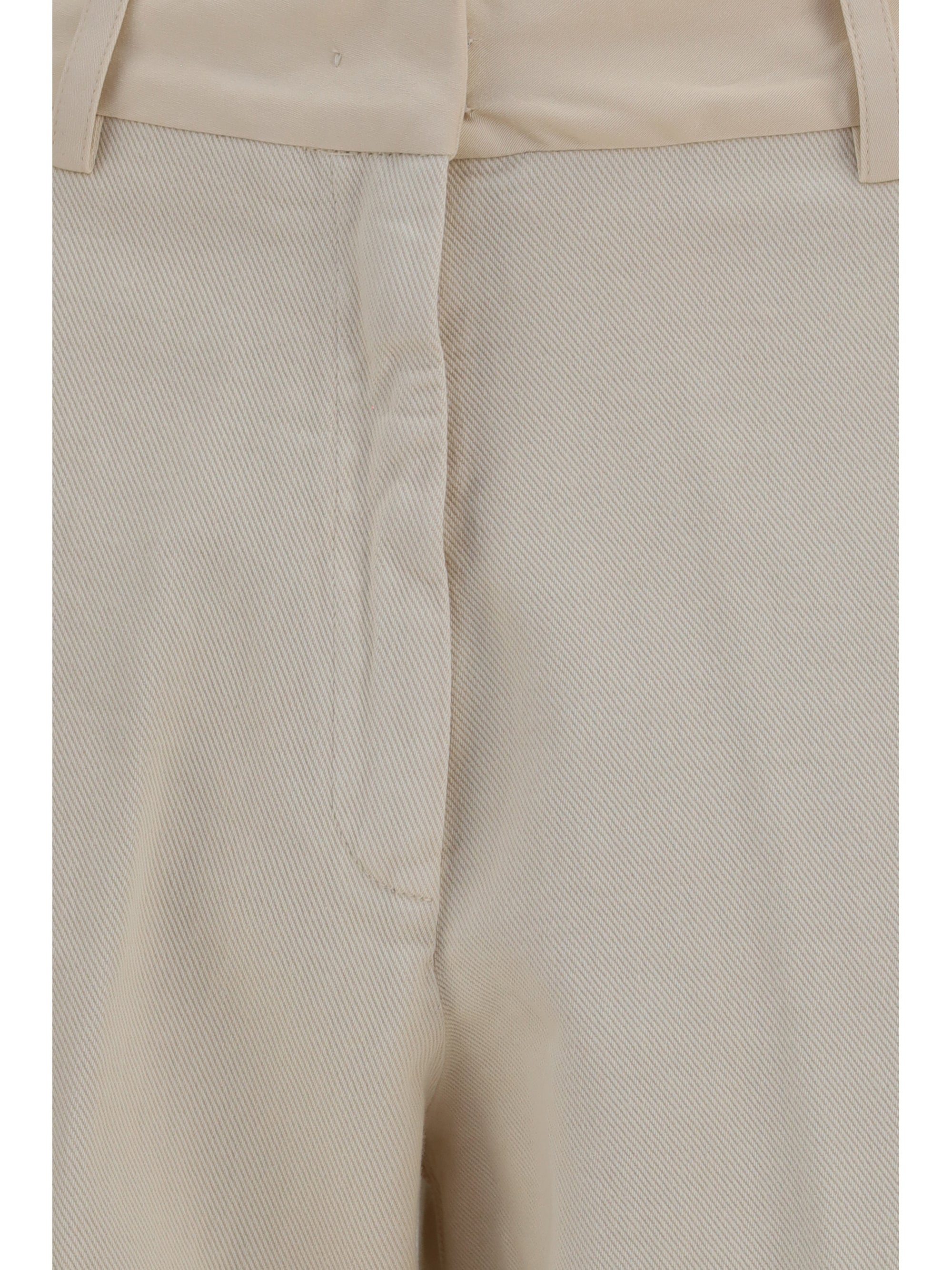 chino pants in cotton