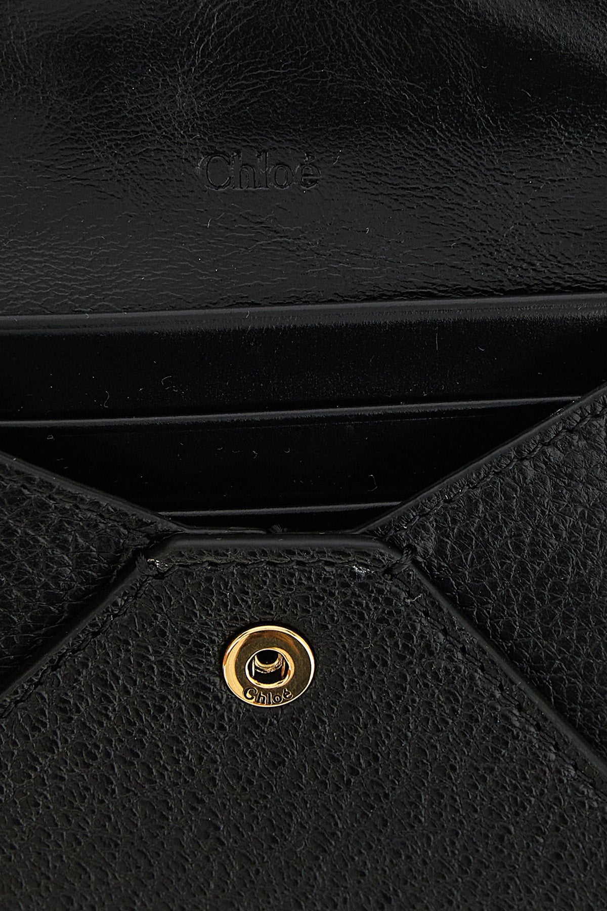 the chloé envelope card holder in grenade goat leather embodies timeless elega