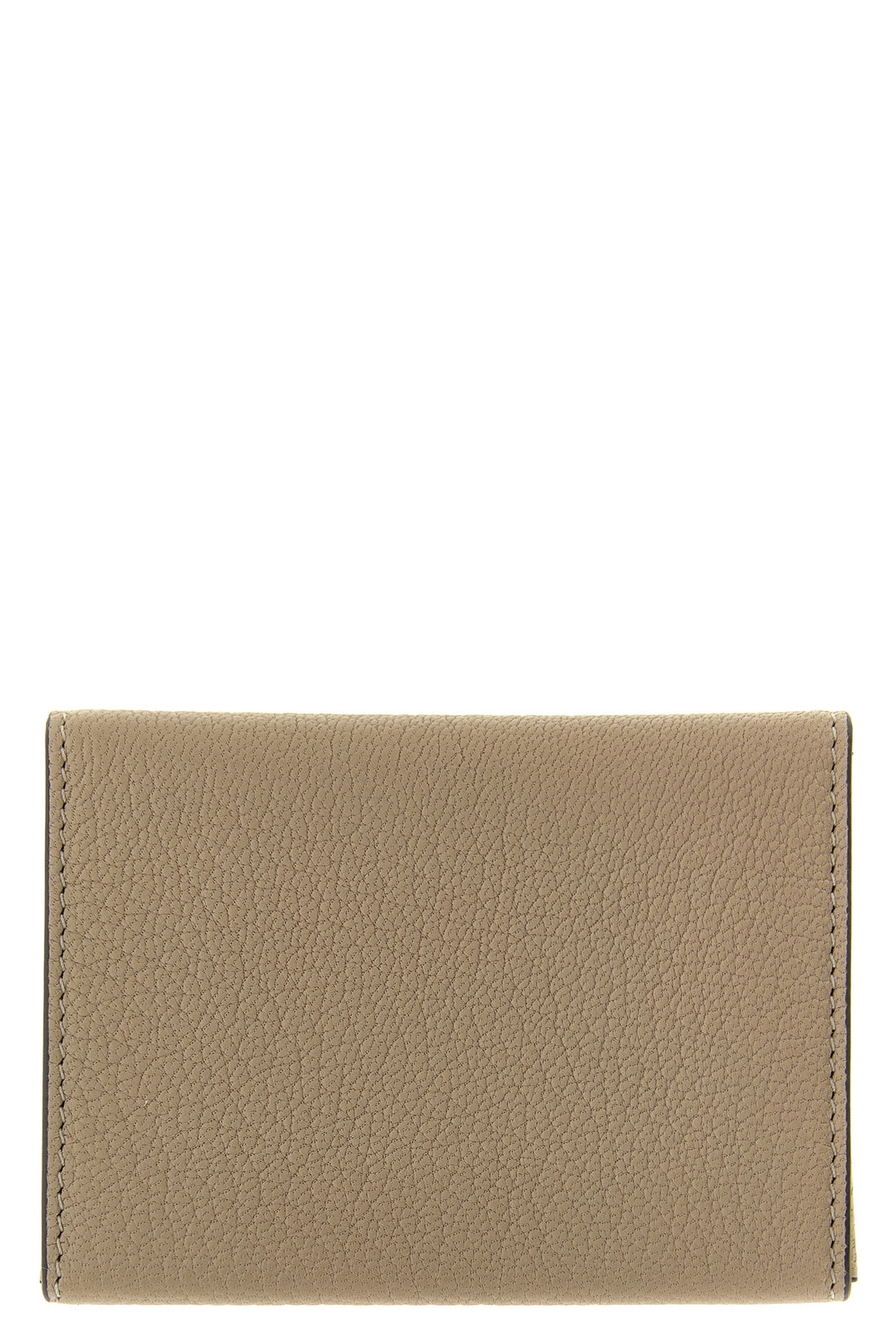 CHLOÉ OS the chloé envelope card holder is made of fine garnet goat leather in a versat