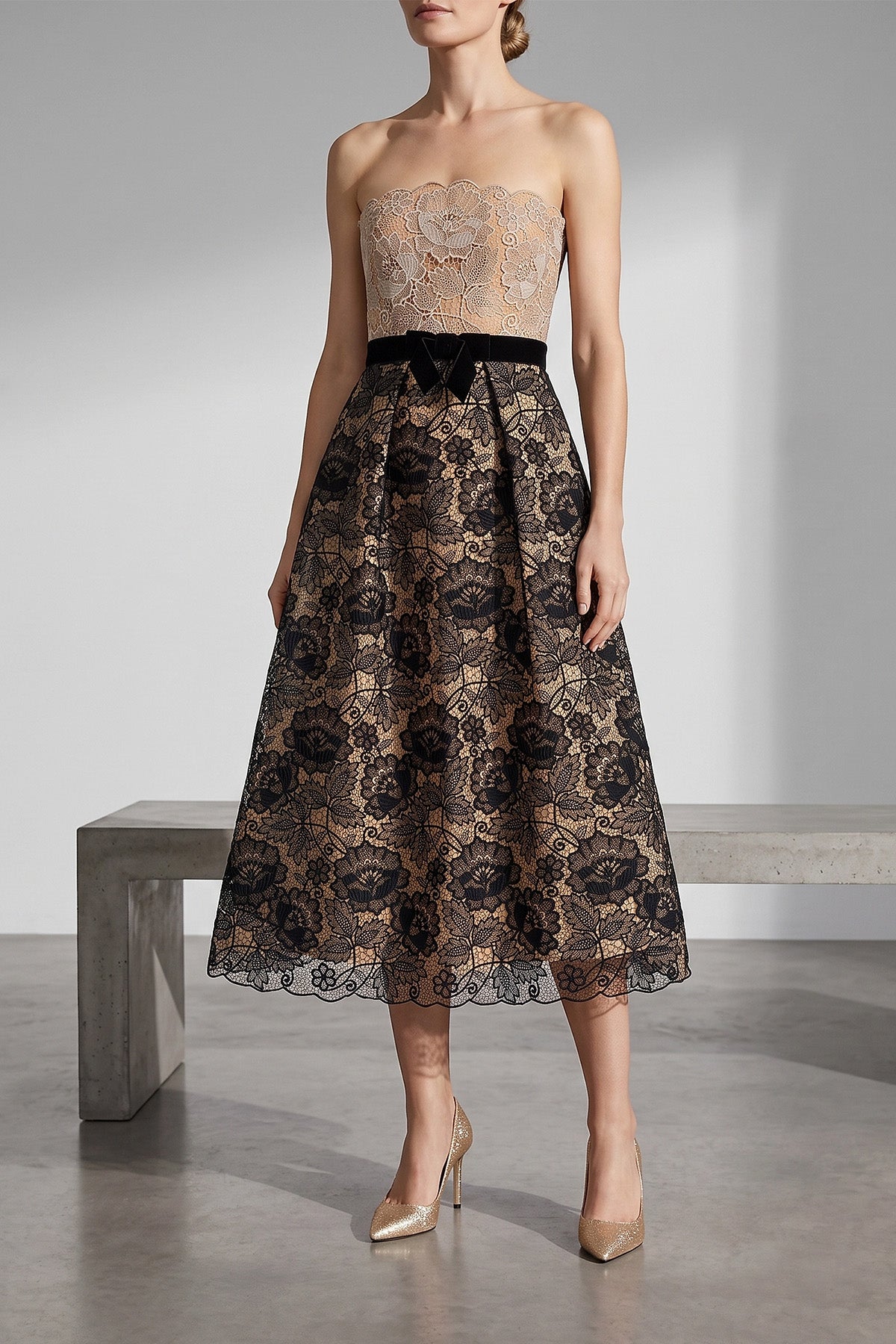 the elie saab guipure lace midi dress features a strapless fit-and-flare silhoue