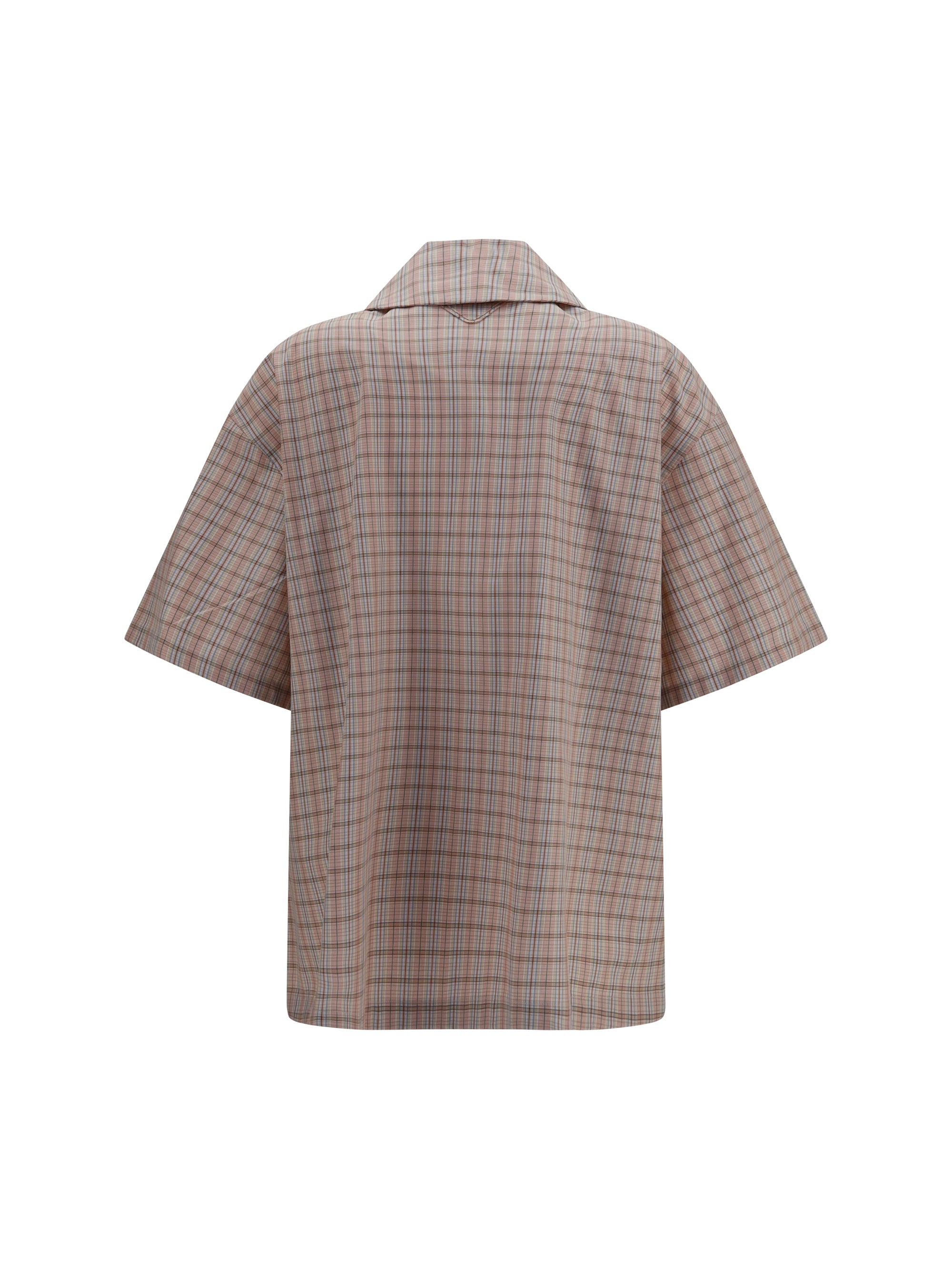 short-sleeved check shirt