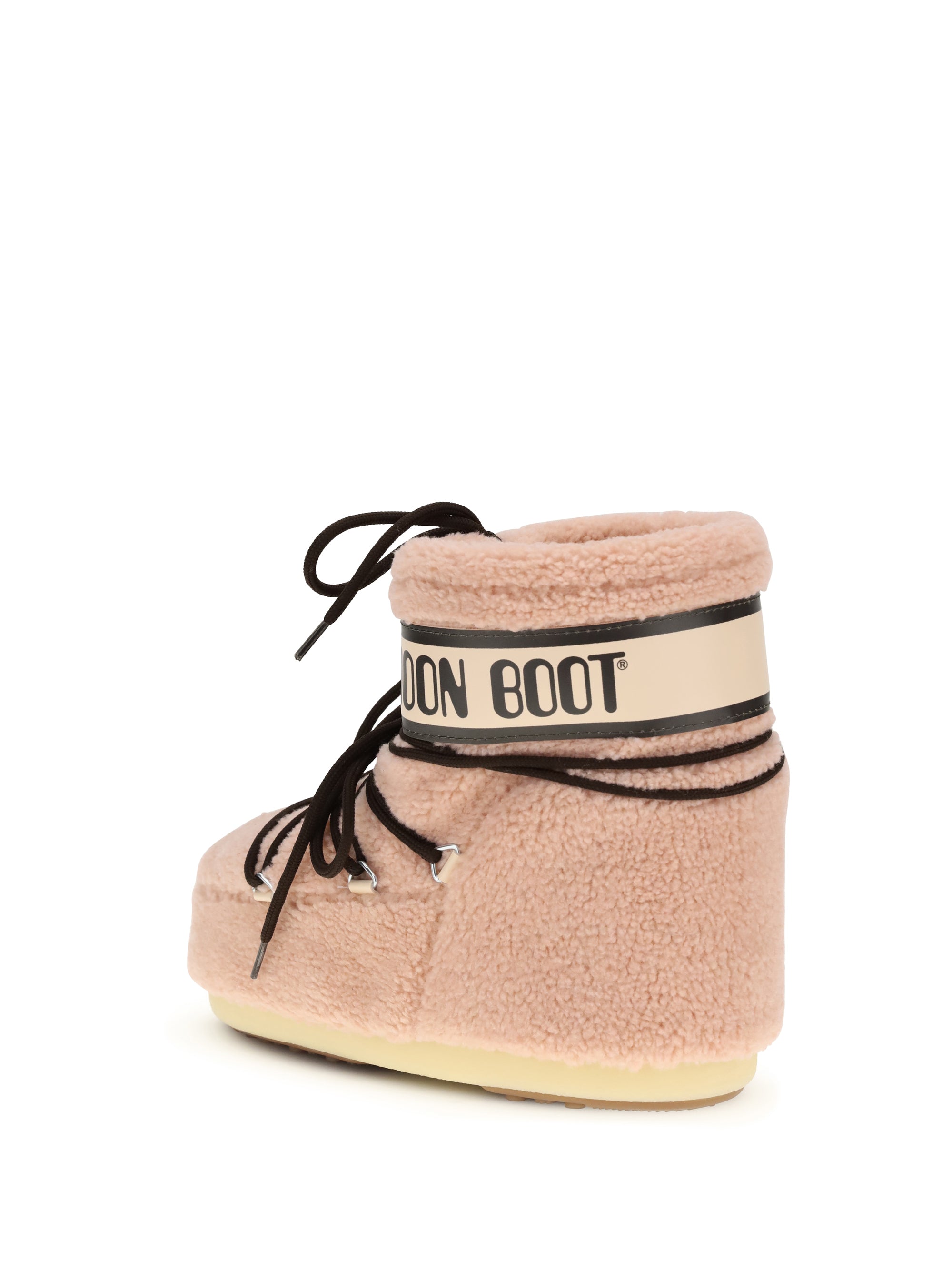 low icon boots