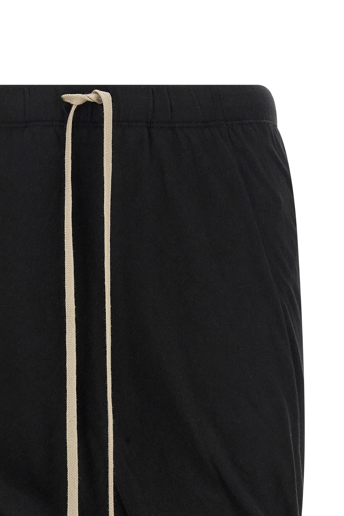 buds double cotton shorts to create draping