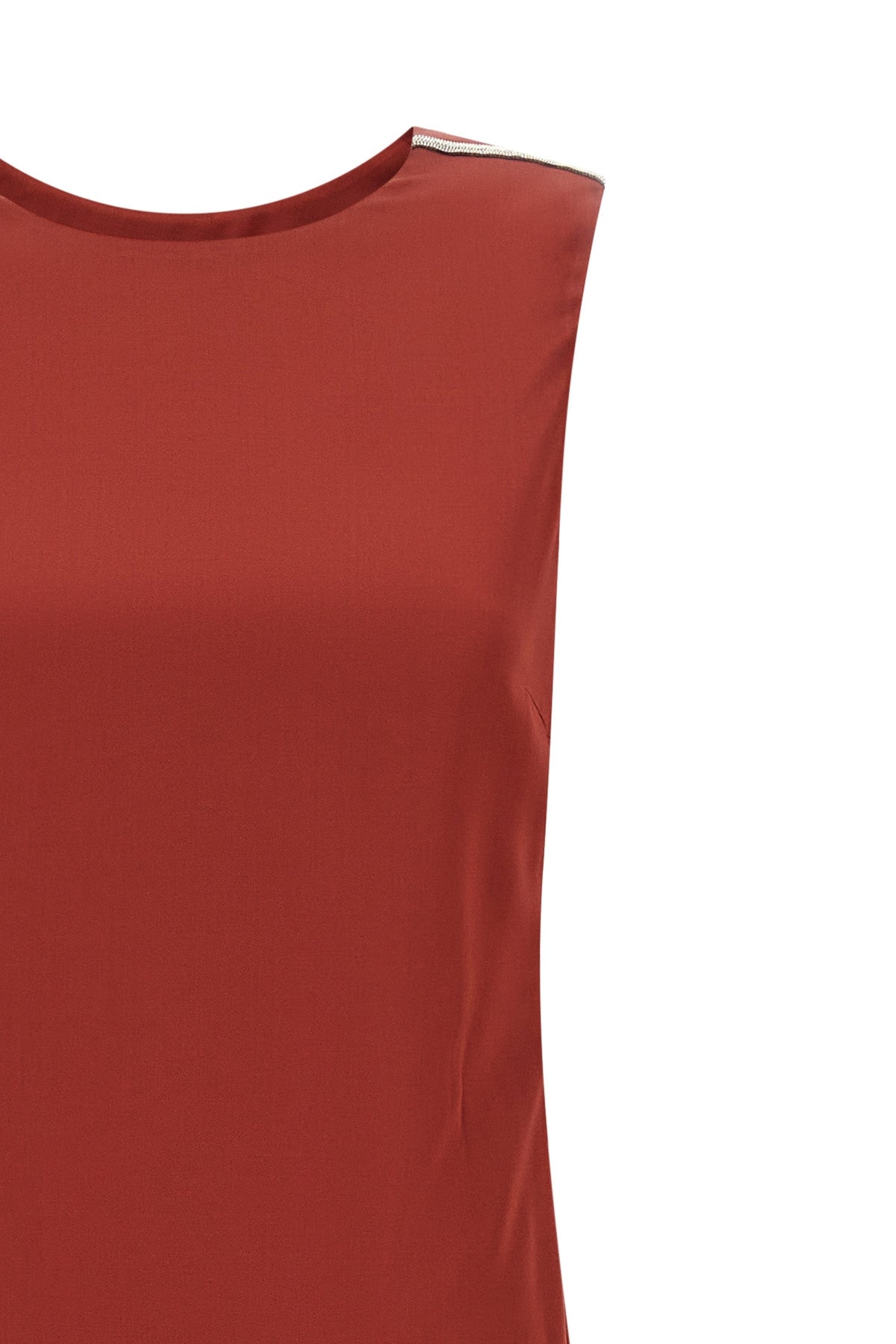 the long peserico dress defines a fluid silhouette and slipped through a double-