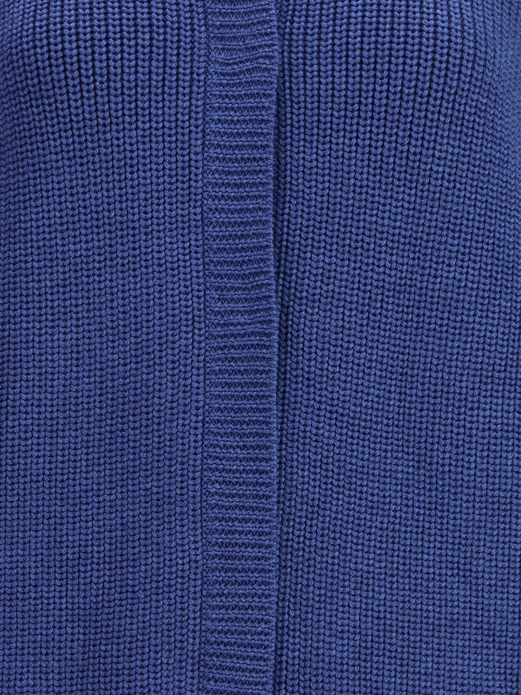 ELLA OS bomber sweater with an hook-and-eye closure