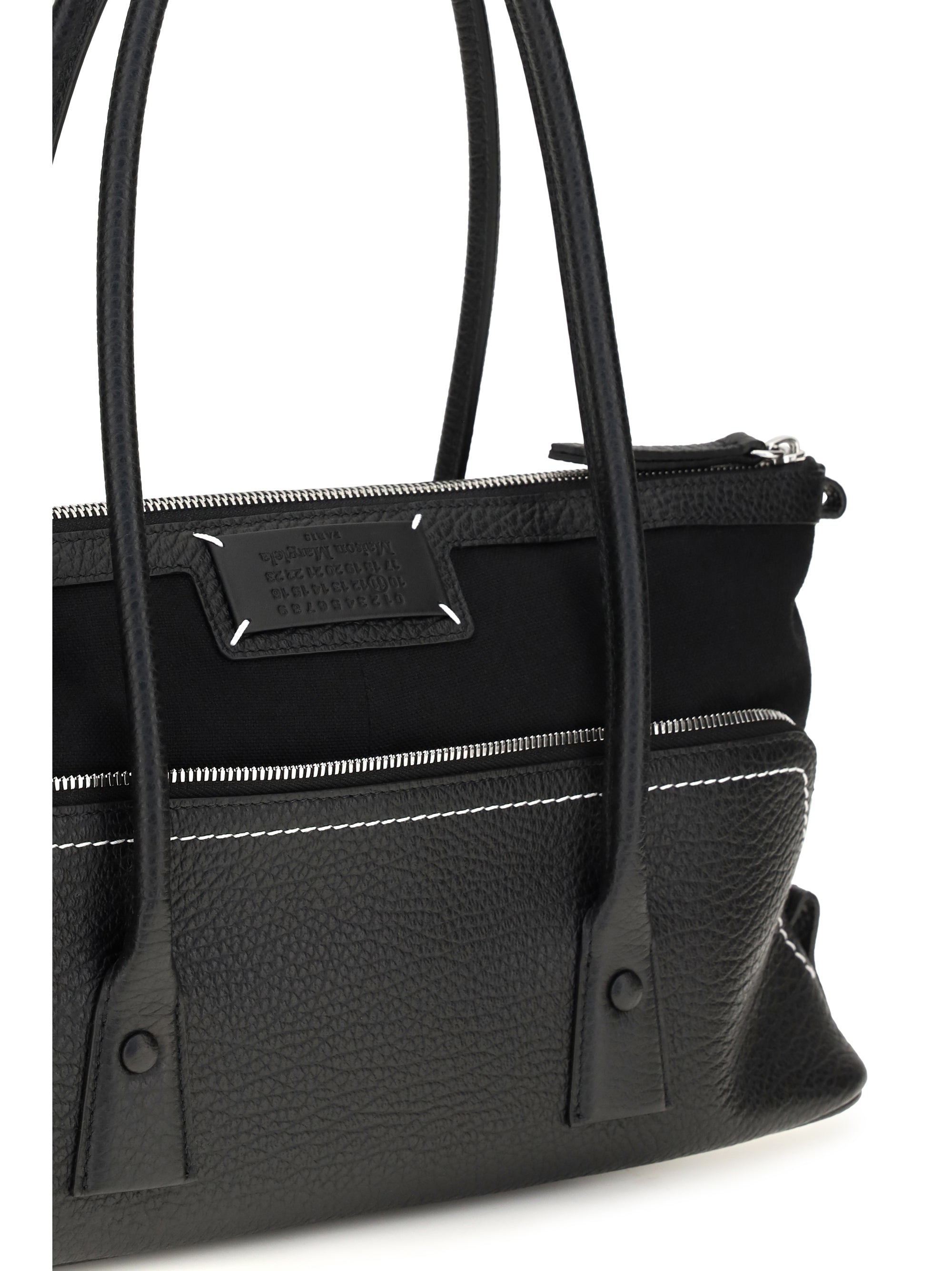 5ac shoulder bag in leather with logo