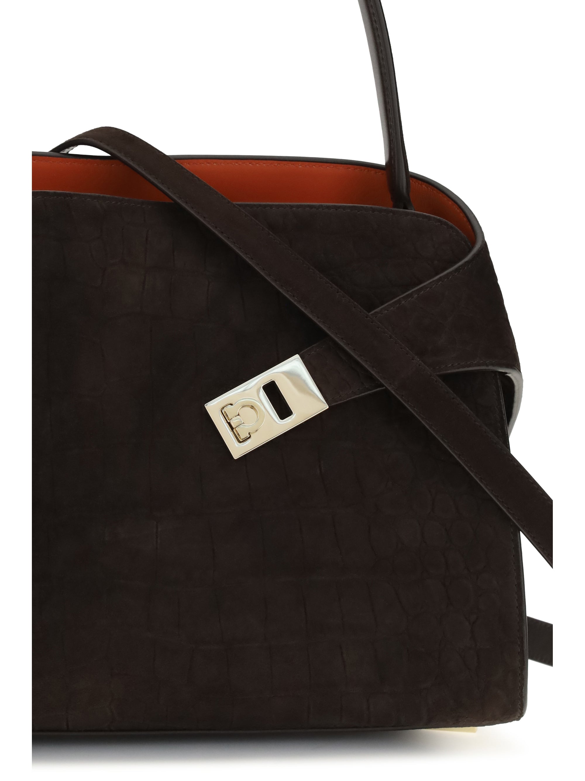 hug soft shoulder bag