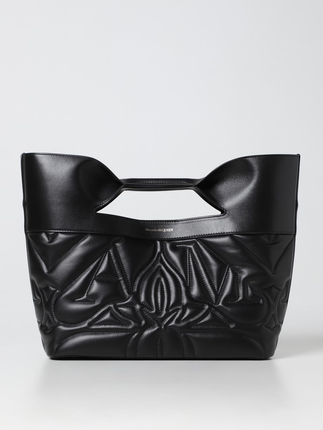 the bow bag in quilted leather