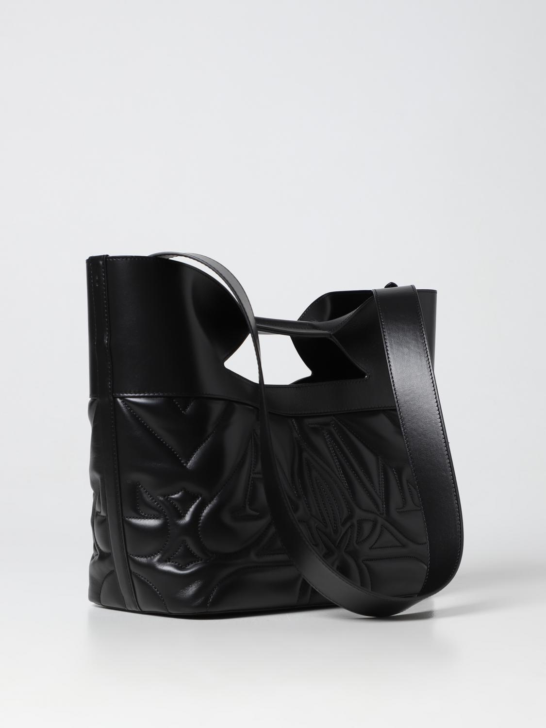the bow bag in quilted leather