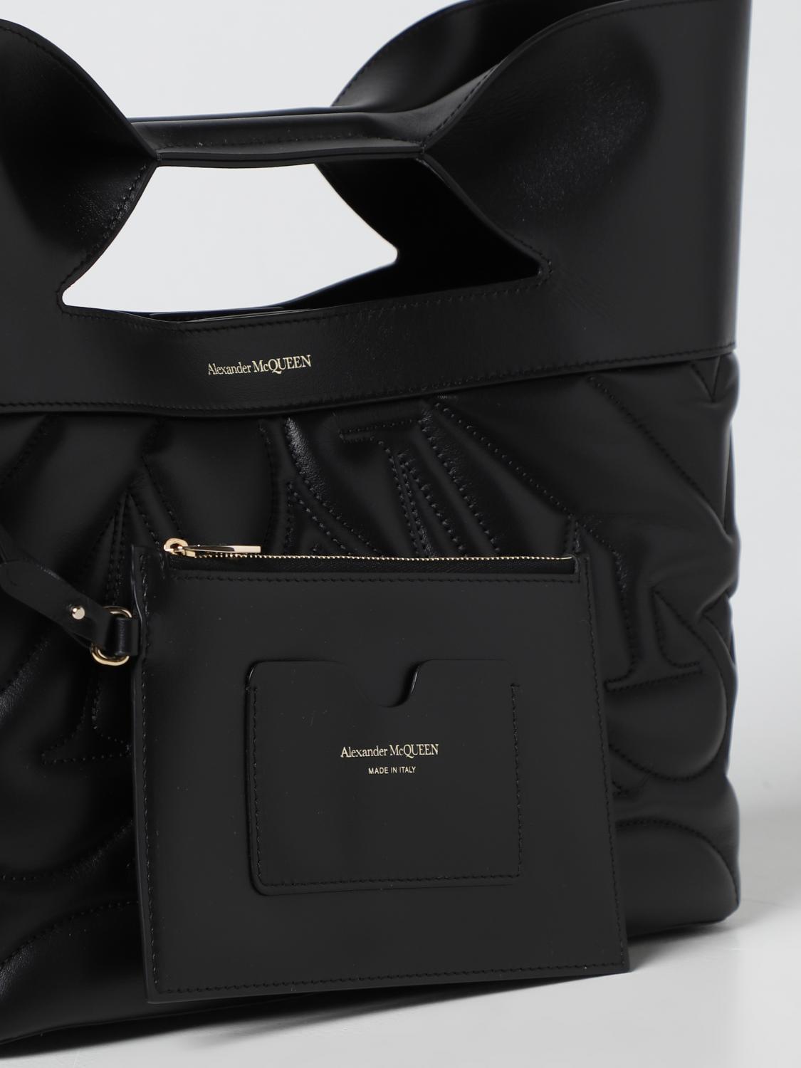 the bow bag in quilted leather