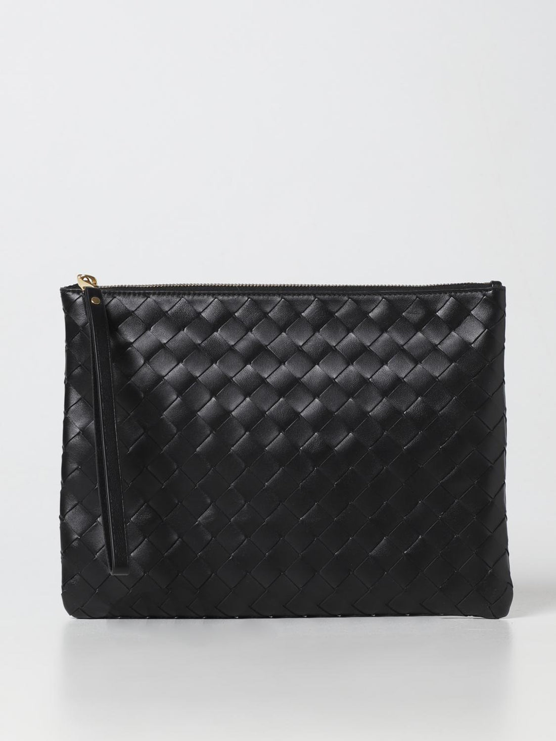 bottega-veneta-clutch-in-woven-nappa-749922vcpp3-black