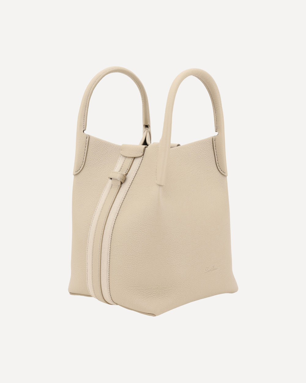 small bale bucket bag