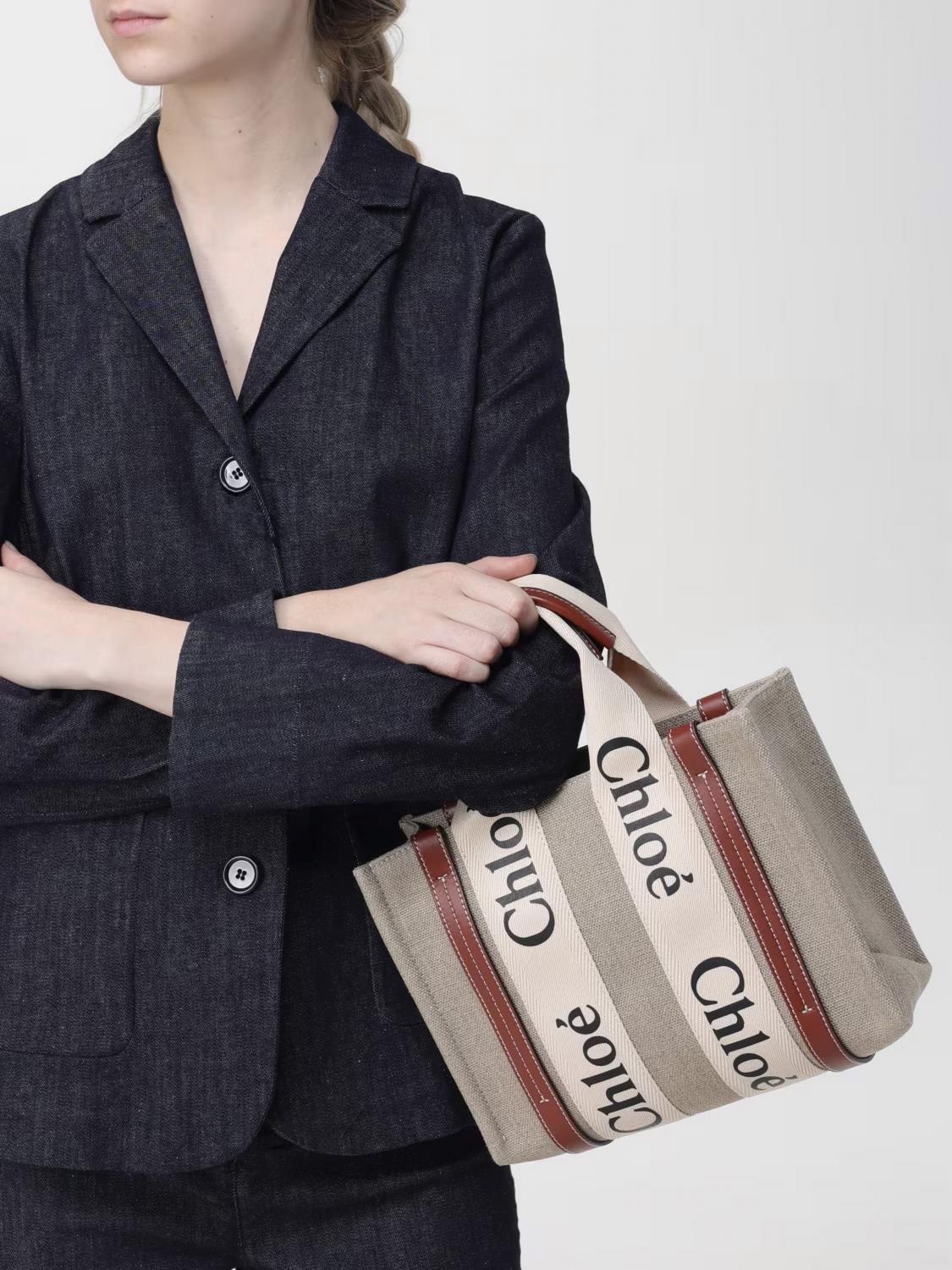 chloé woody canvas bag with logo