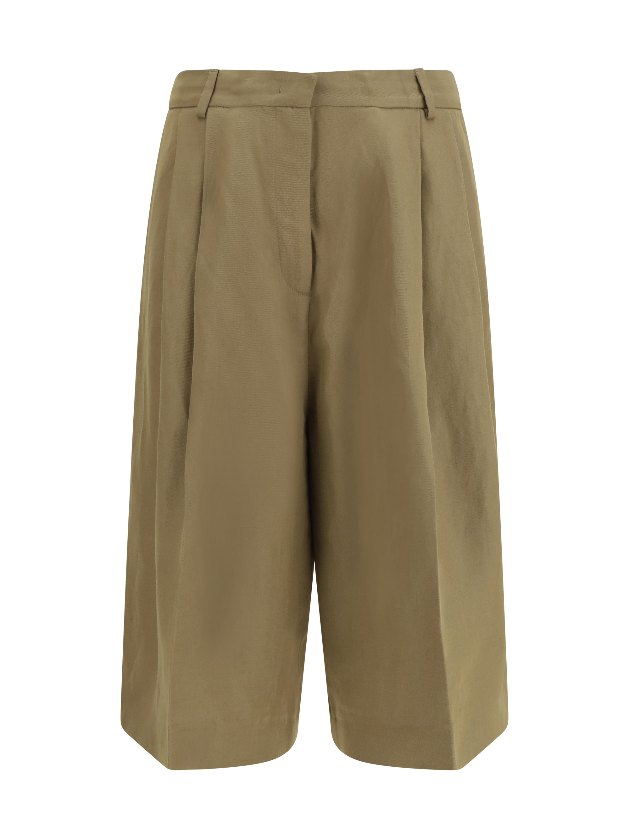 pleated pants