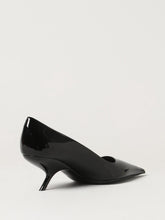 FERRAGAMO 5½ eva pumps in patent leather