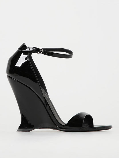 FERRAGAMO 10½ vidette patent leather sandals with wedge