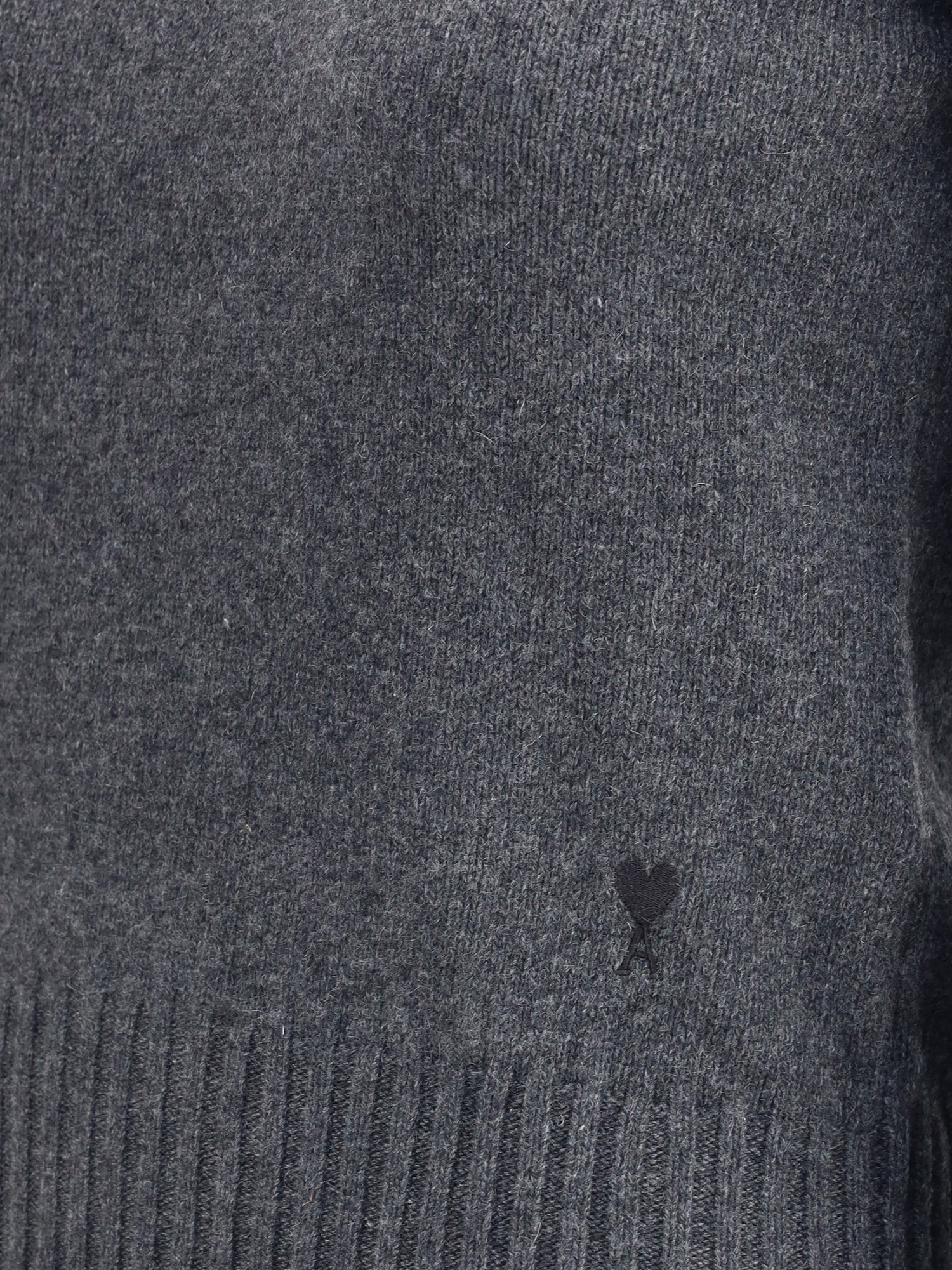 AMI PARIS L ami de coeur sweater