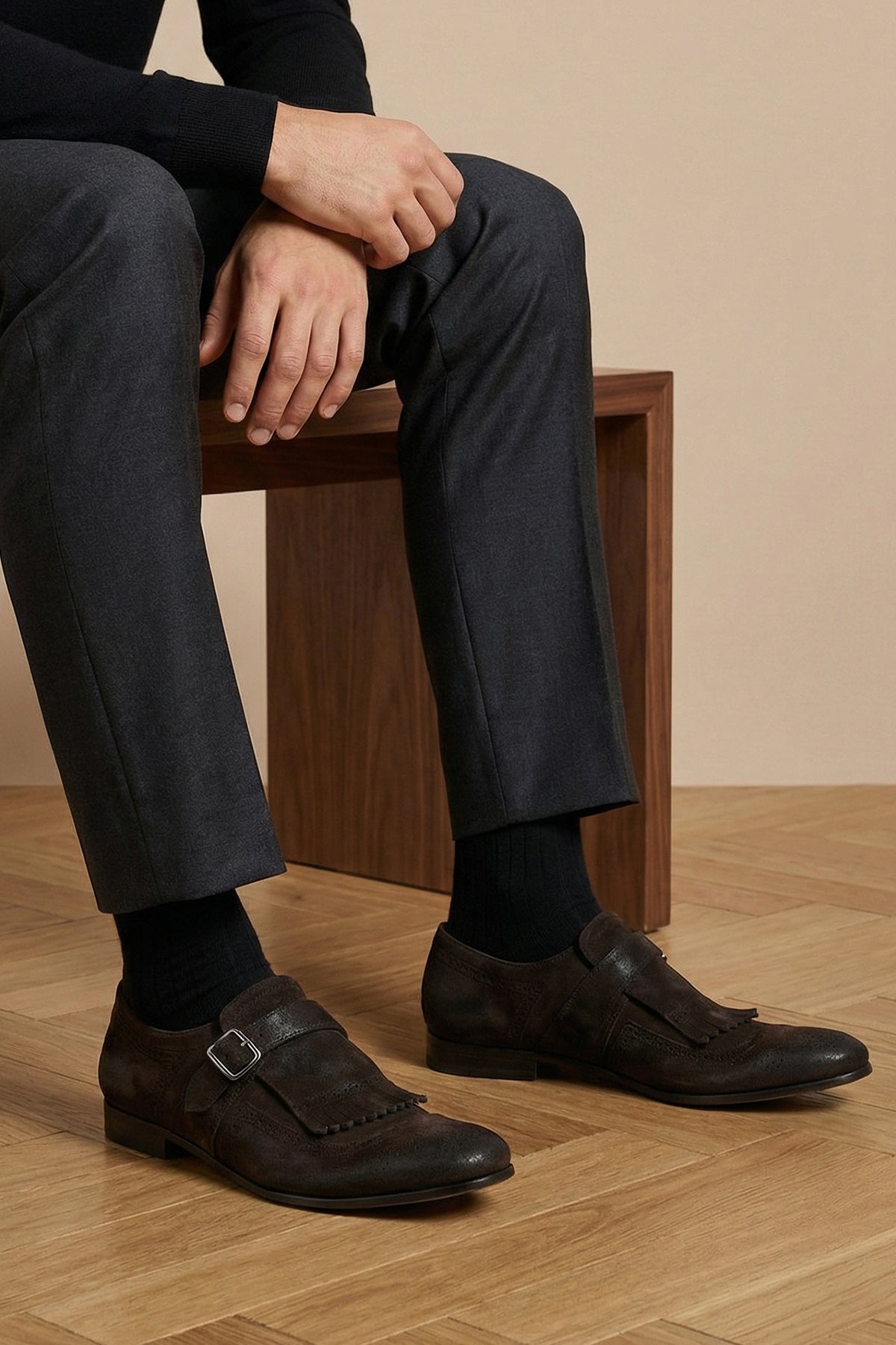 shangai vintage effect suede loafers