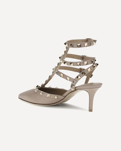 rockstud pumps