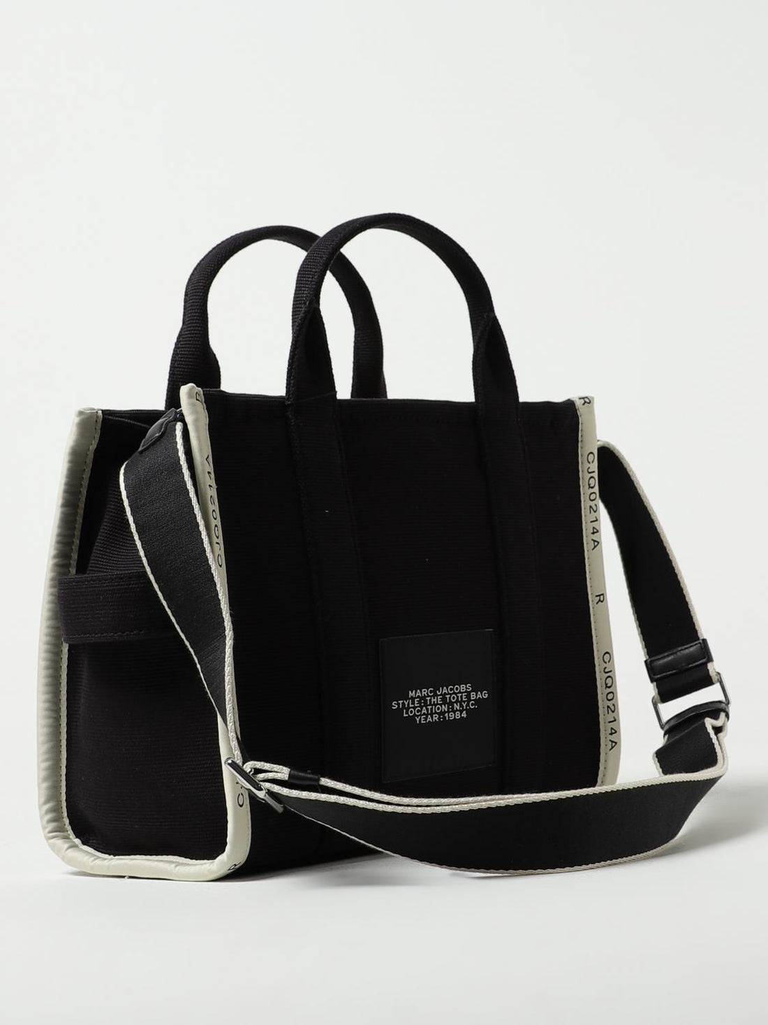 the jacquard medium tote bag in canvas