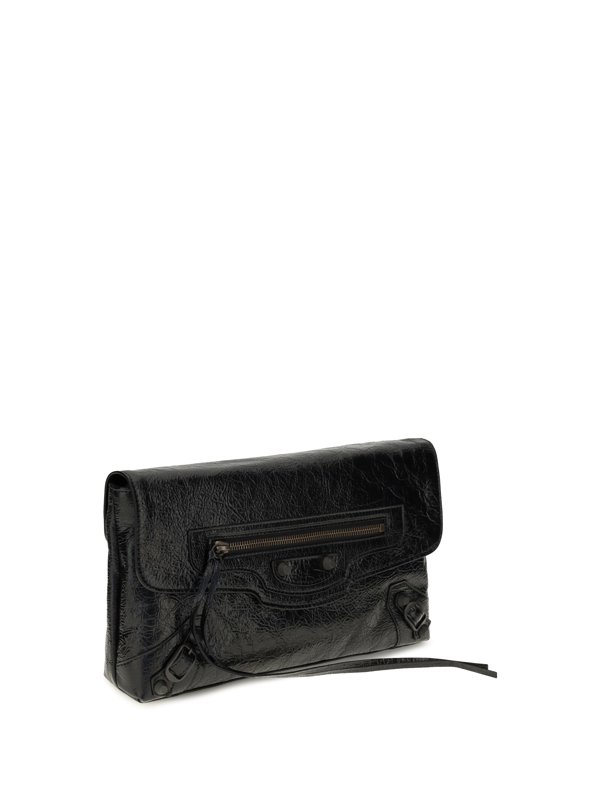 le city clutch in lambskin