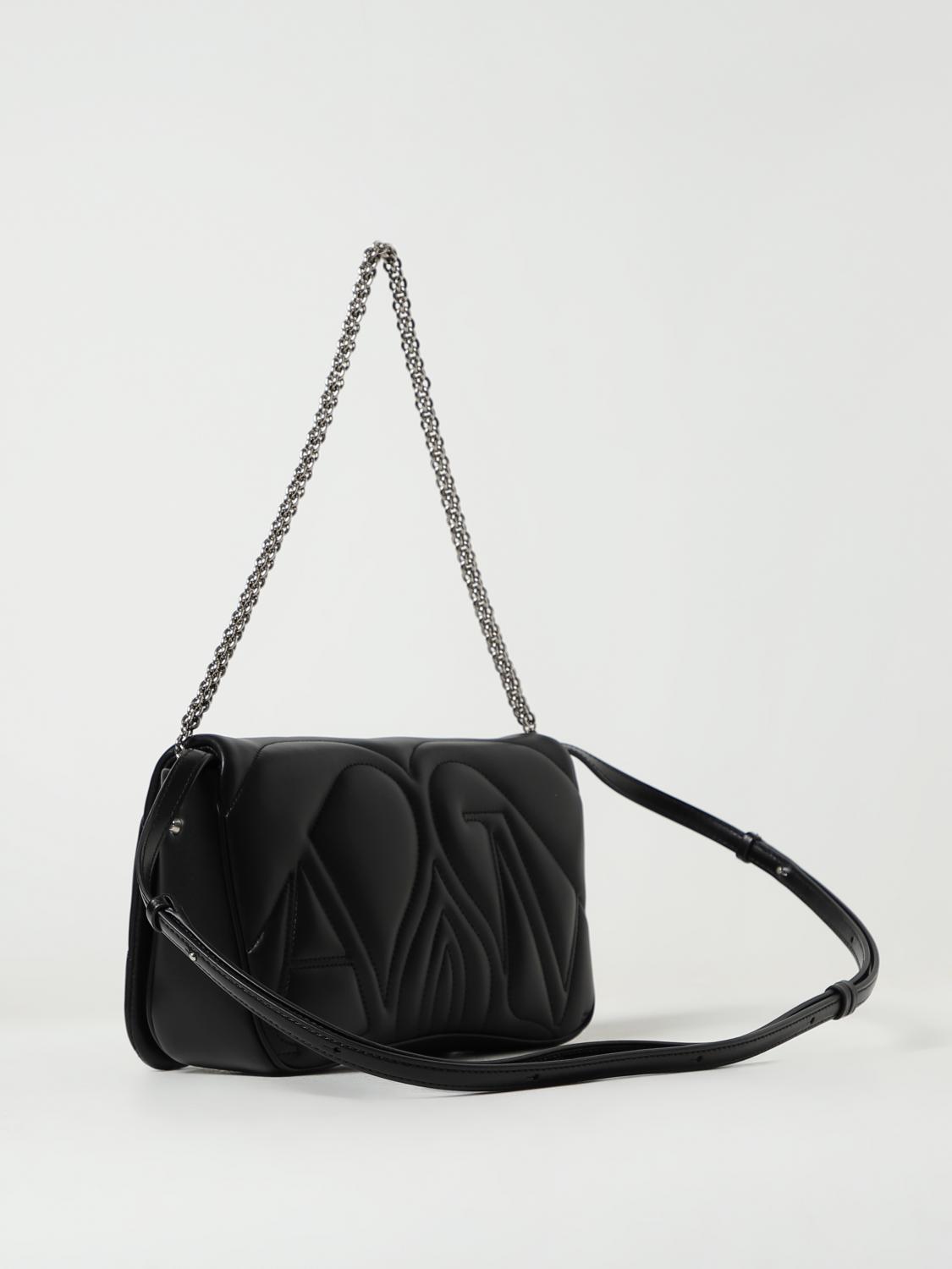 woman's shoulder bag