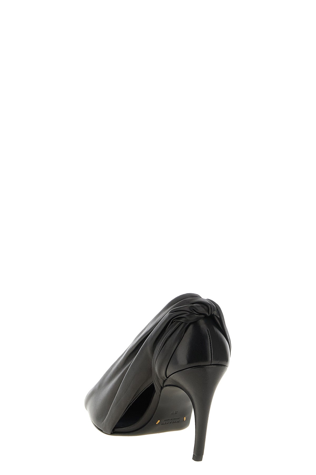 the khaite eve pumps redefine the codes of contemporary elegance through a scu