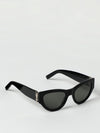woman's sunglasses