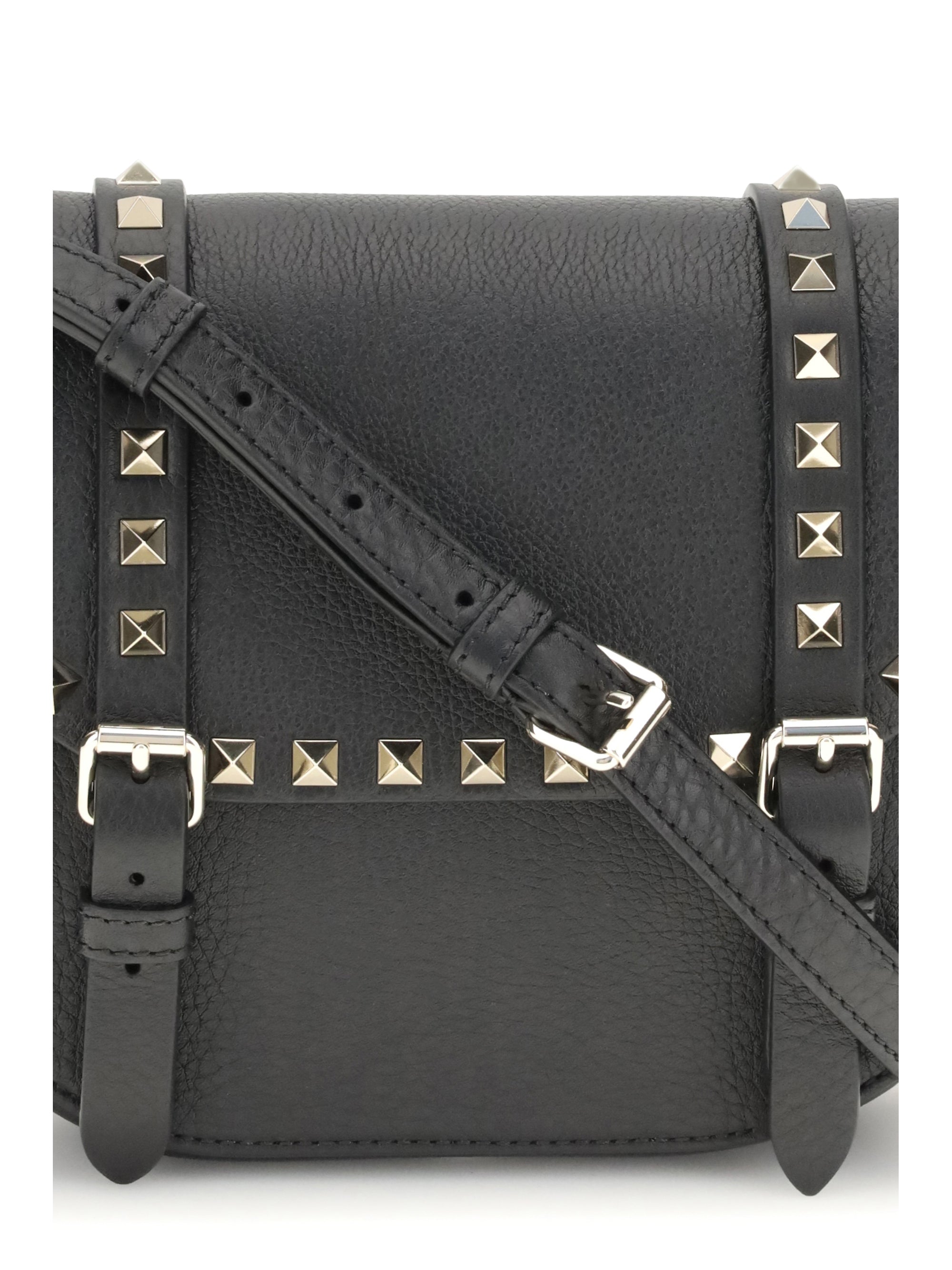 rockstud small messenger shoulder bag