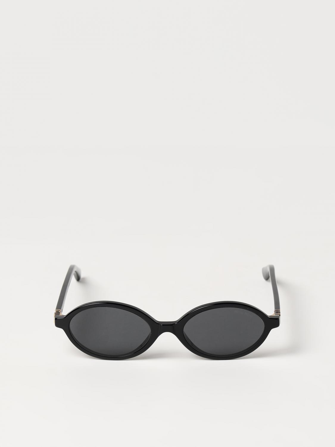 woman's sunglasses