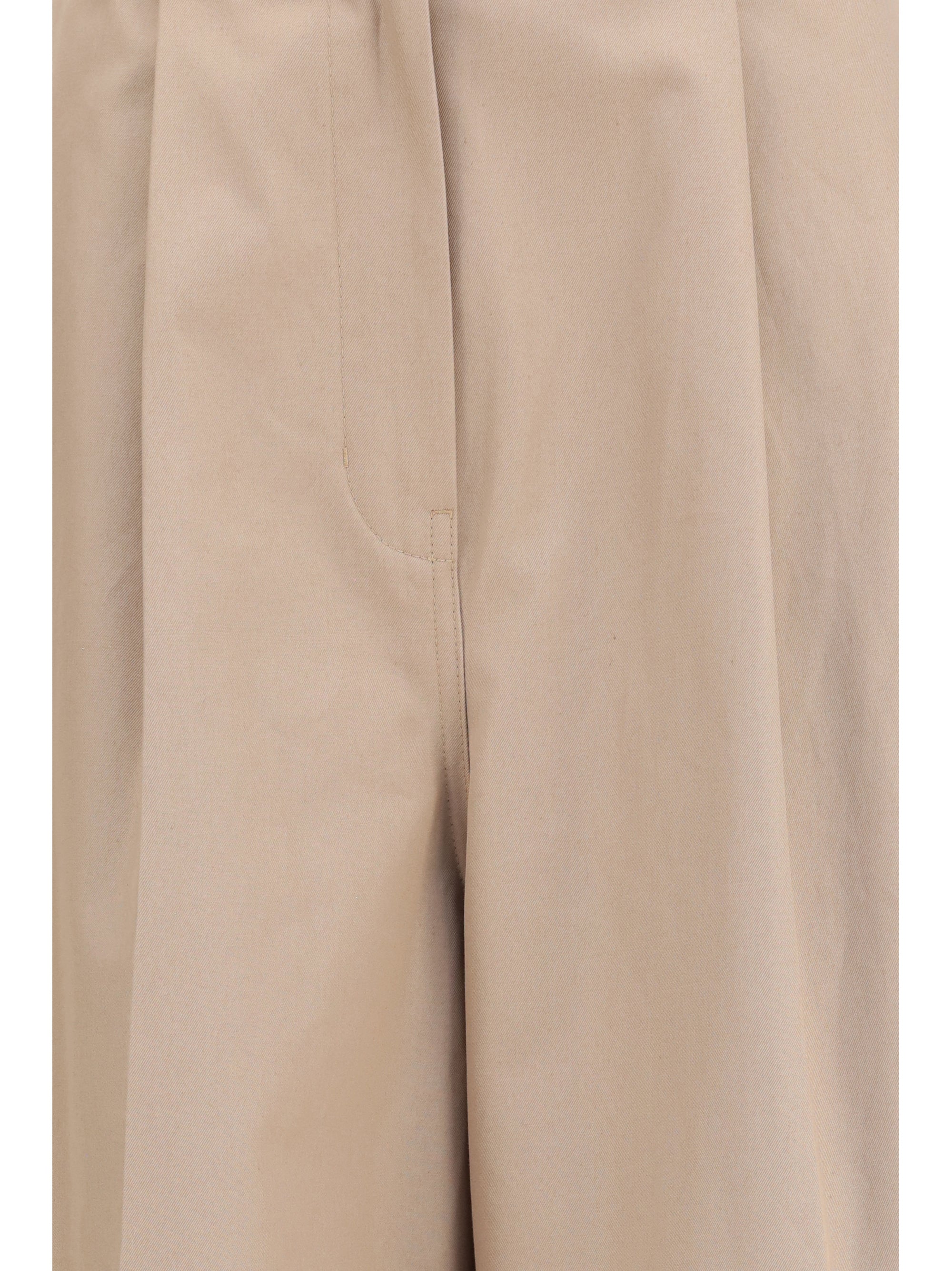 high-waisted pants