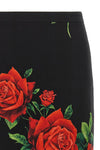 the dolce&gabbana midi skirt defines the silhouette through a pencil constructio