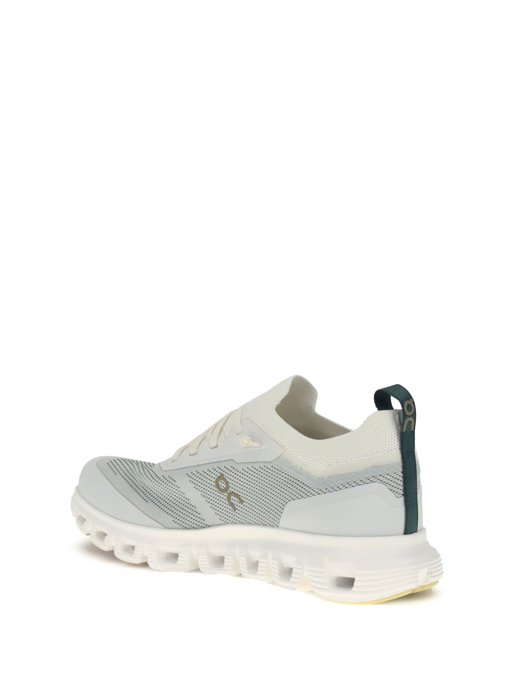ON 5 cloud 6 versa sneakers