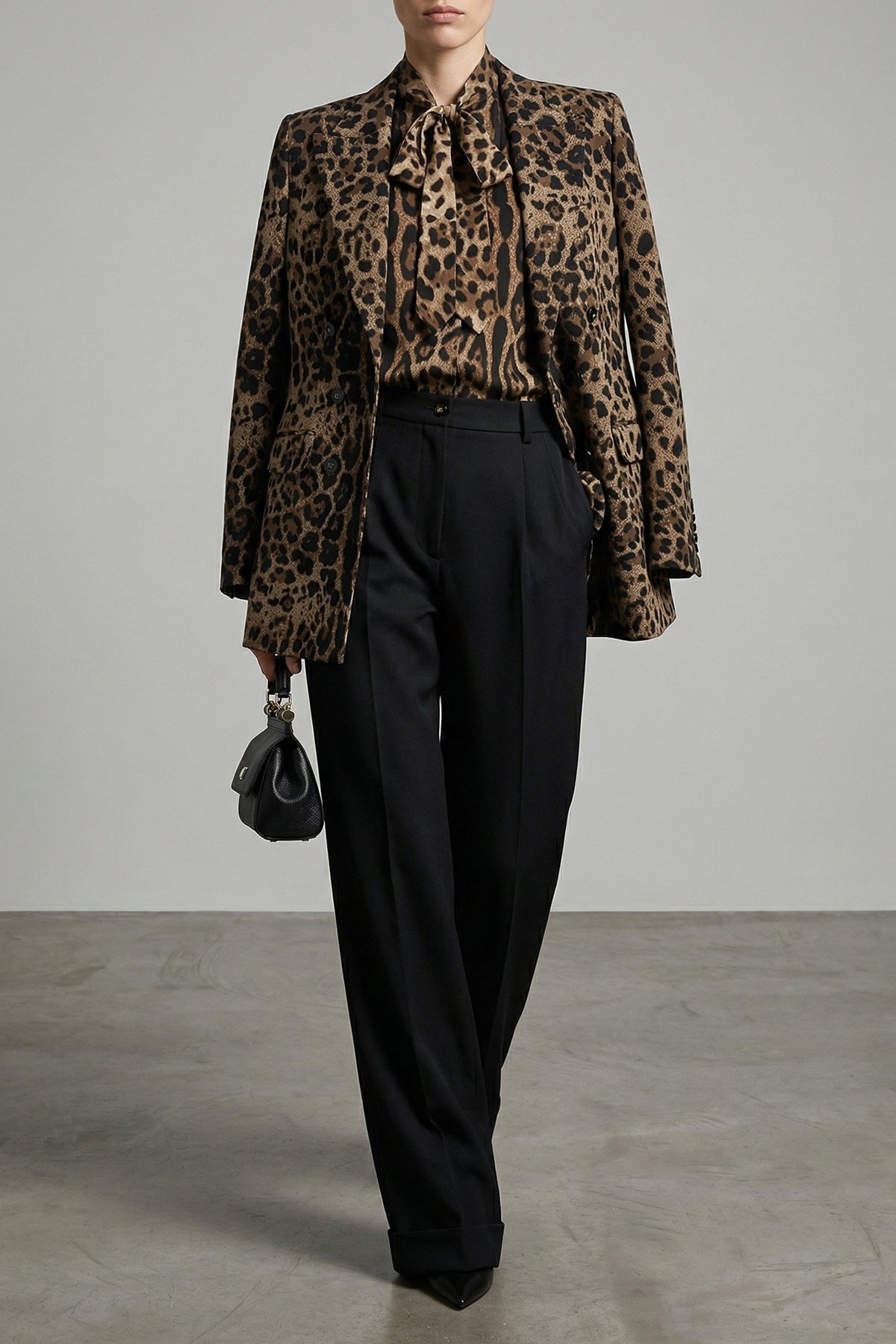 leopardo print satin shirt