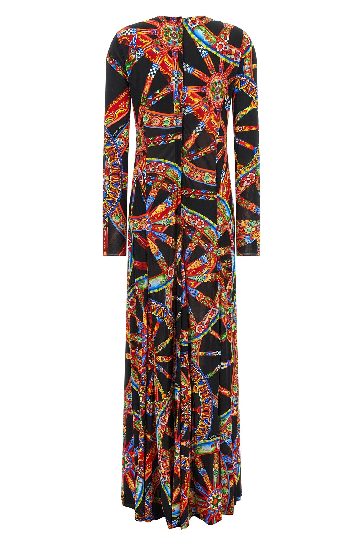 the dolce&gabbana long dress stands out for its flared silhouette made of fluid
