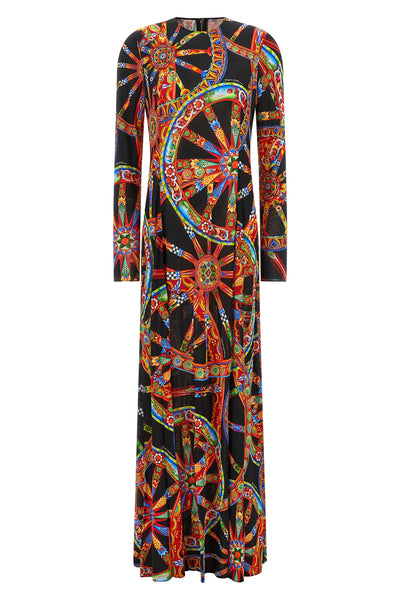 the dolce&gabbana long dress stands out for its flared silhouette made of fluid