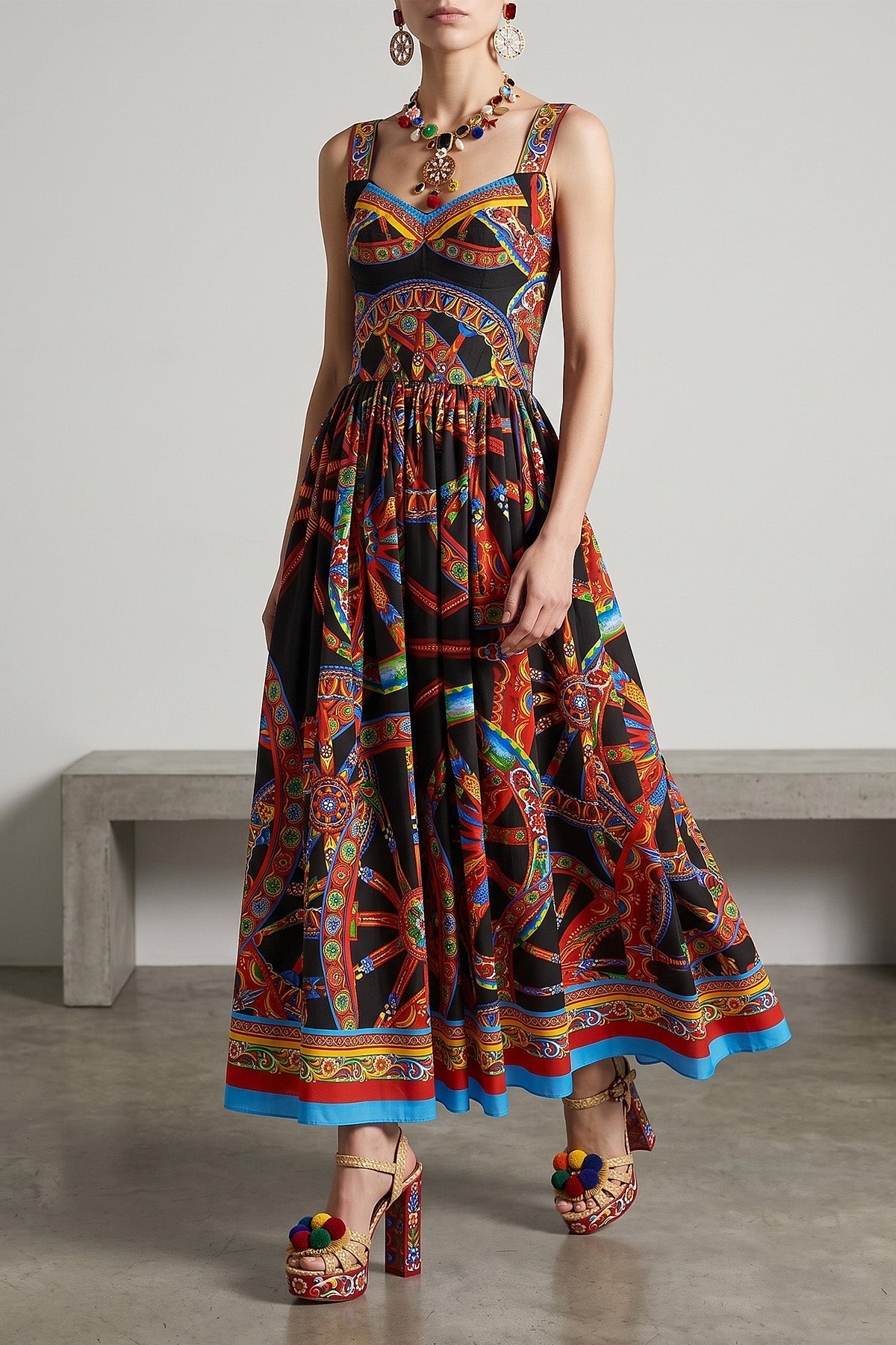 the dolce&gabbana long dress features a structured bodice