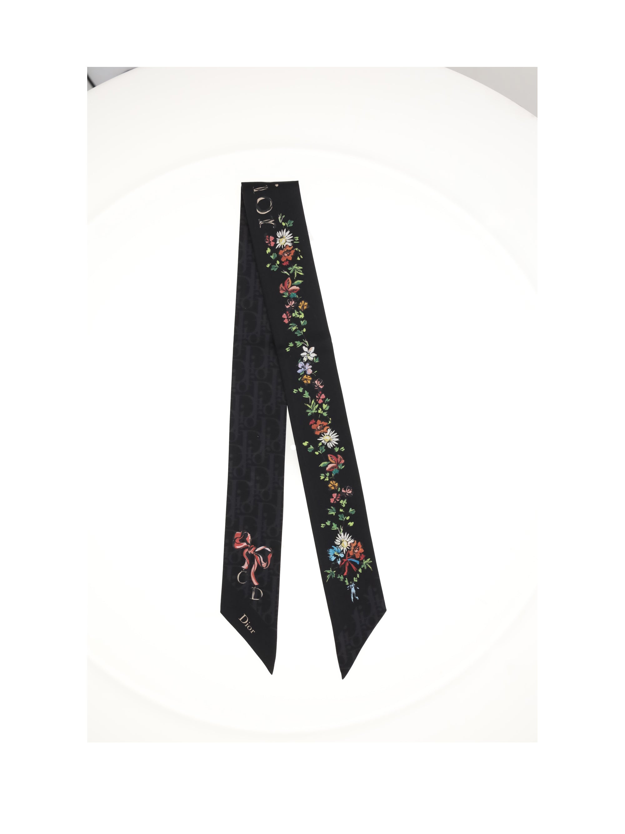 mitzah arabesque oblique scarf