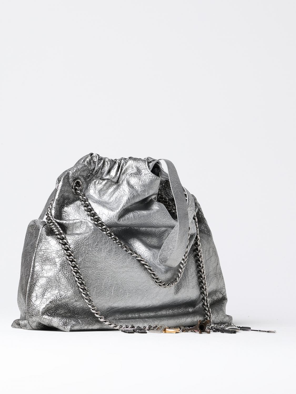 woman's tote bag