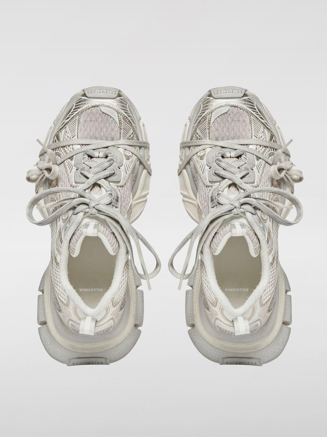 woman's sneakers