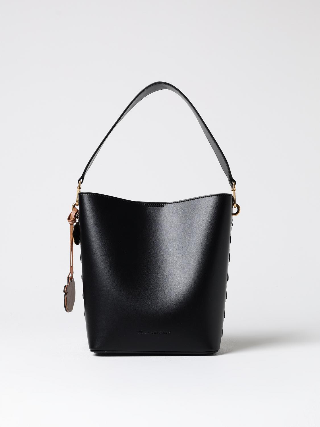 woman's shoulder bag