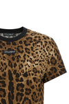 the dolce&gabbana cropped t-shirt defines a bold aesthetic through its tight fit