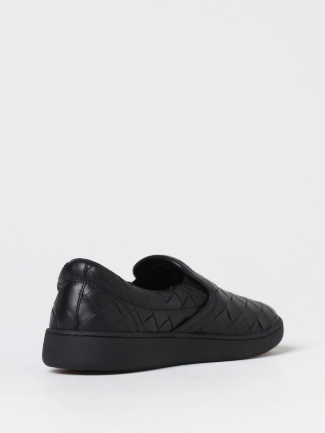 woman's sneakers