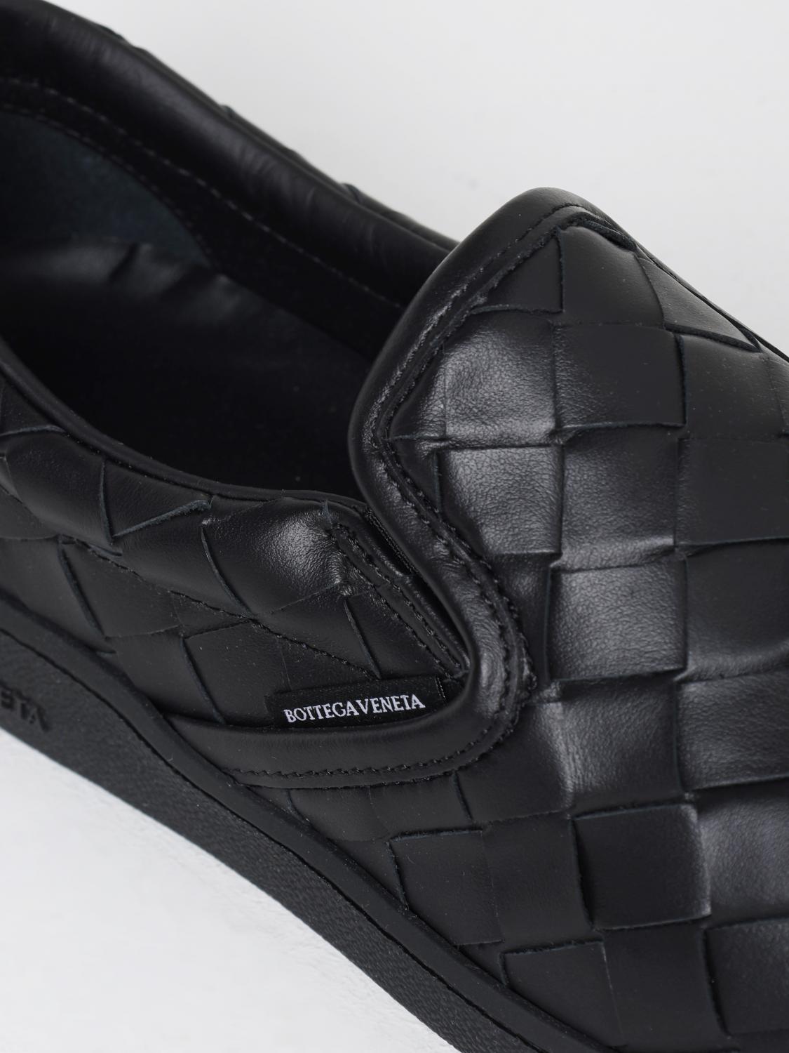woman's sneakers