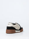 woman's sneakers