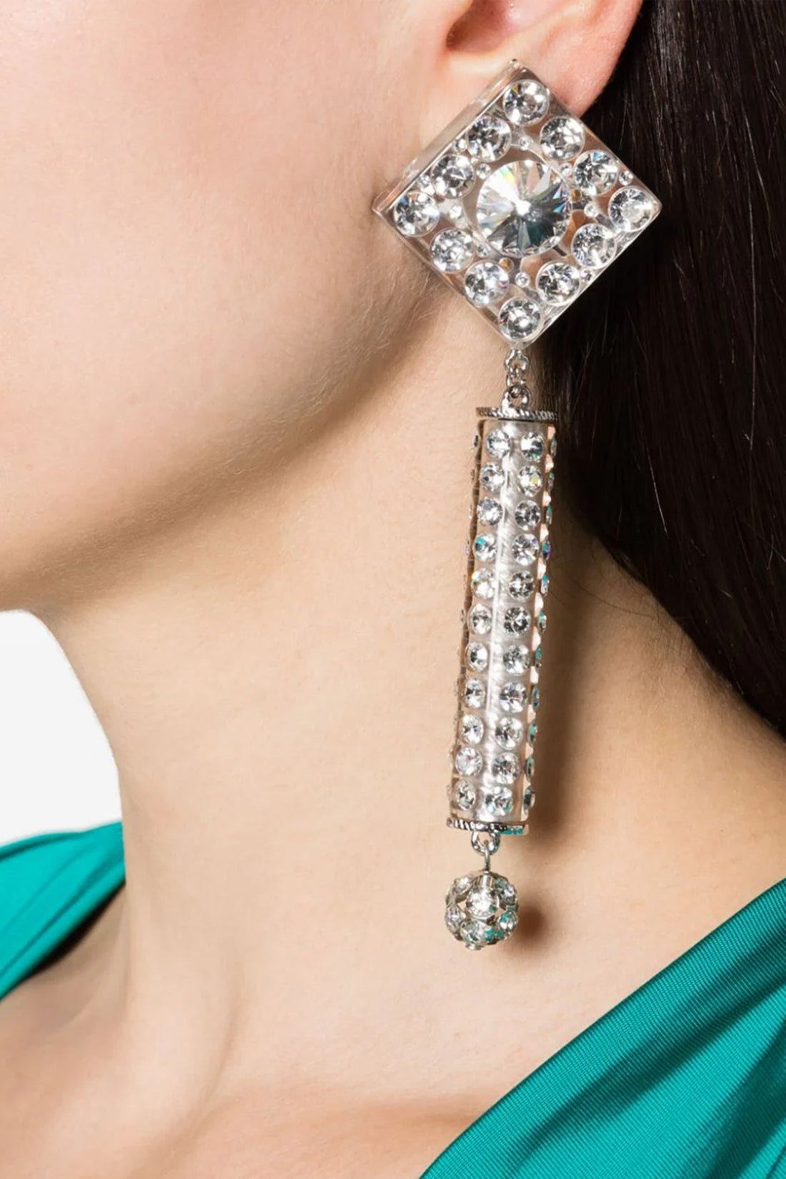 ALESSANDRA RICH OS hard plastic earrings embellished