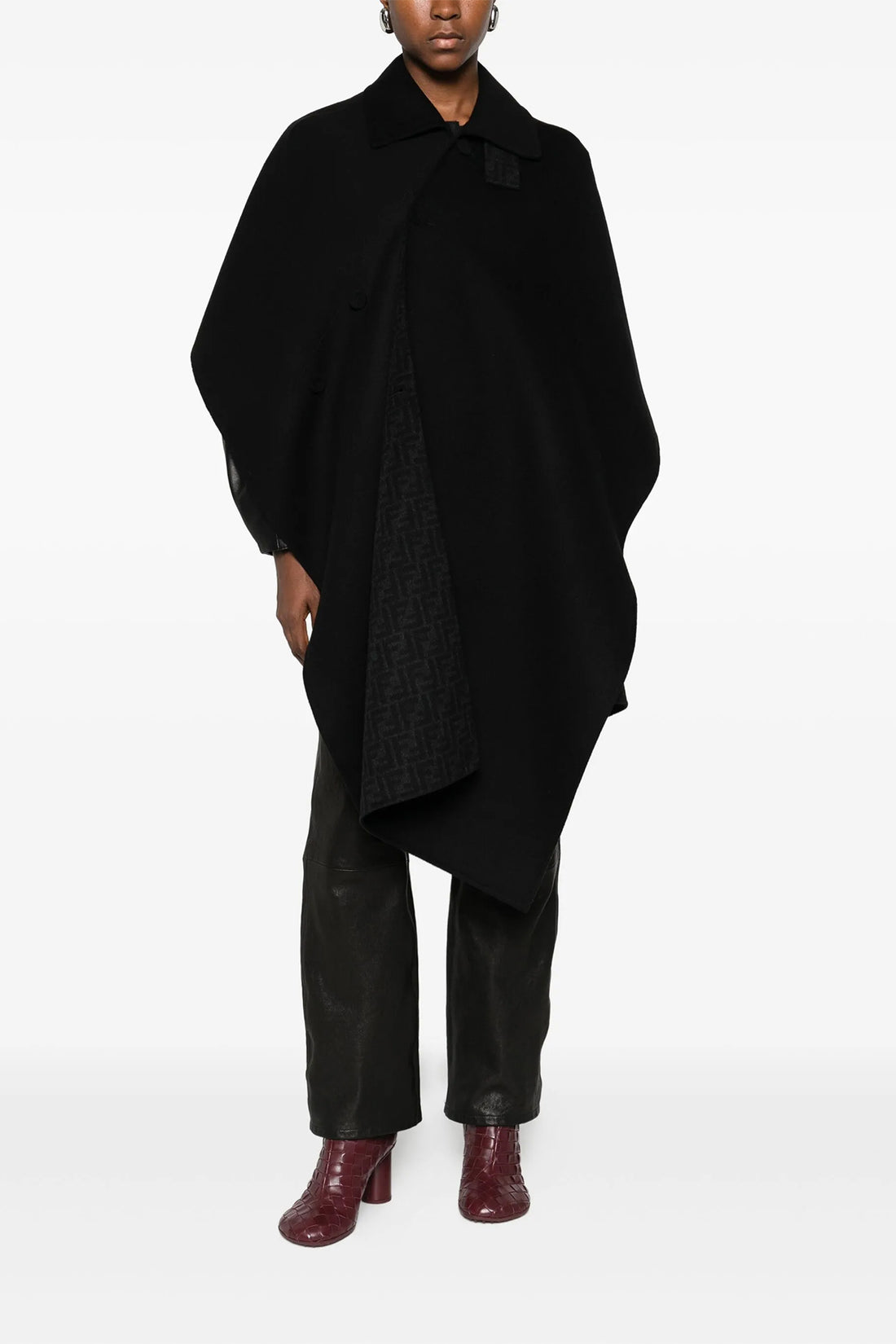 FENDI 40 short double wool wool cape