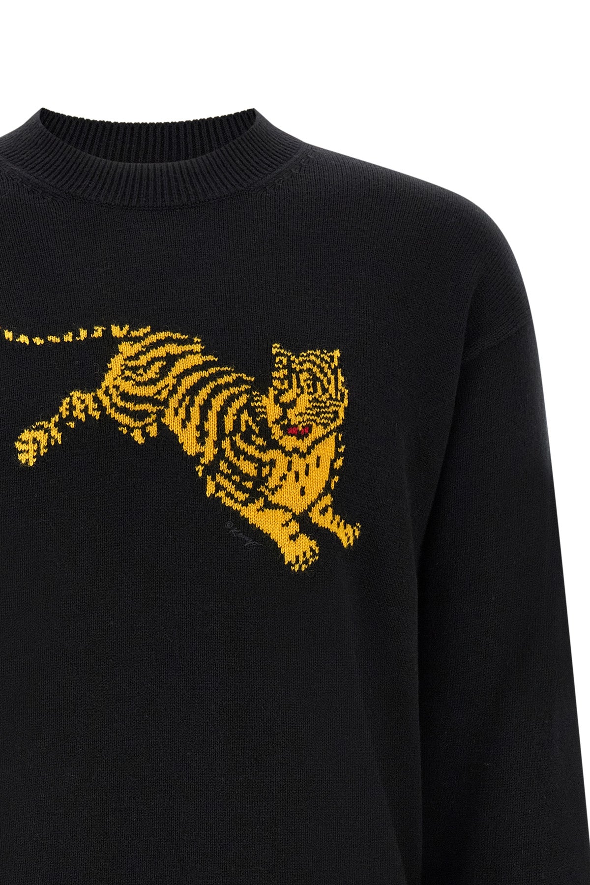 the kenzo jumping tiger jersey features a classic crewneck silhouette