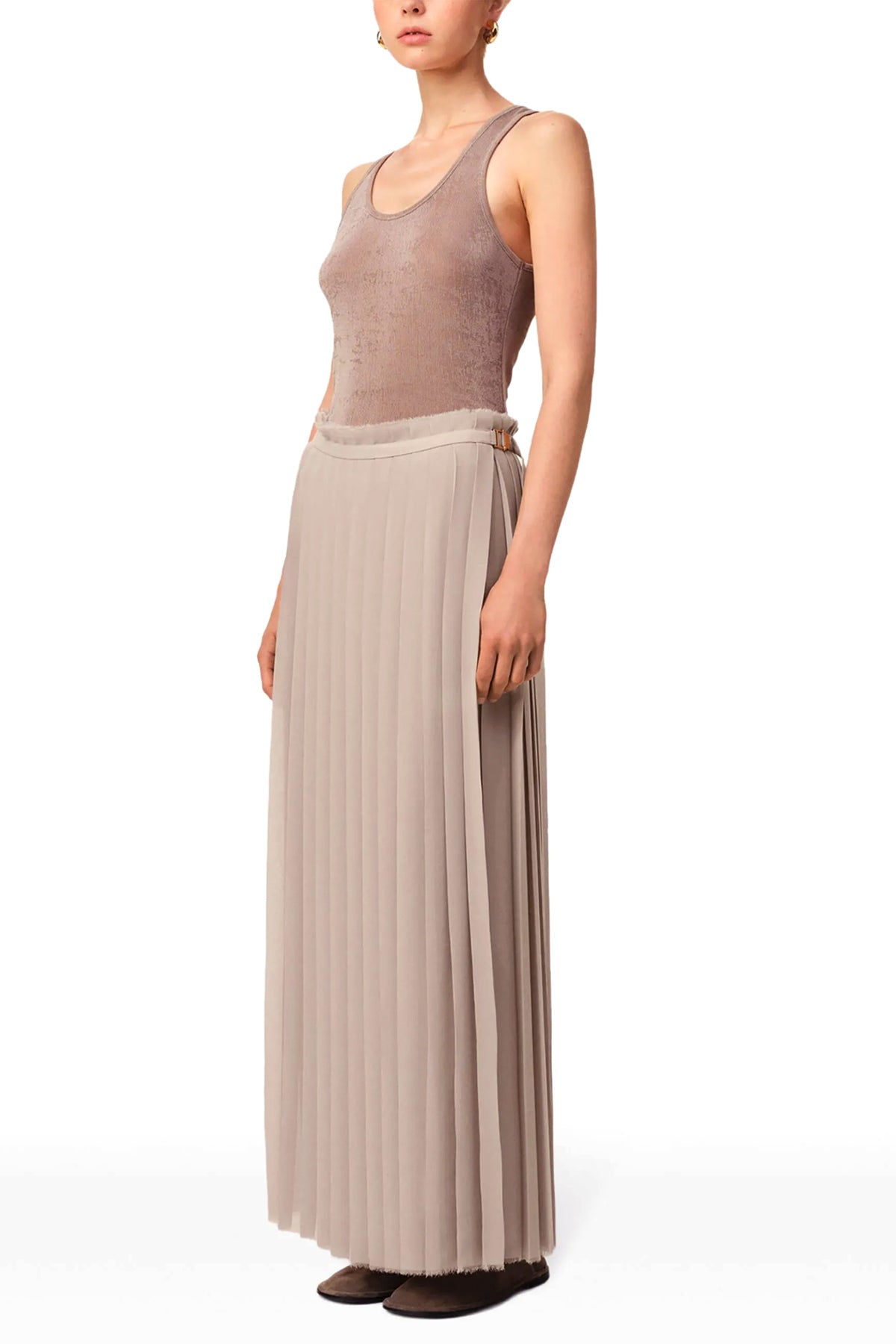 long pleated pleated polyester crêpe skirt